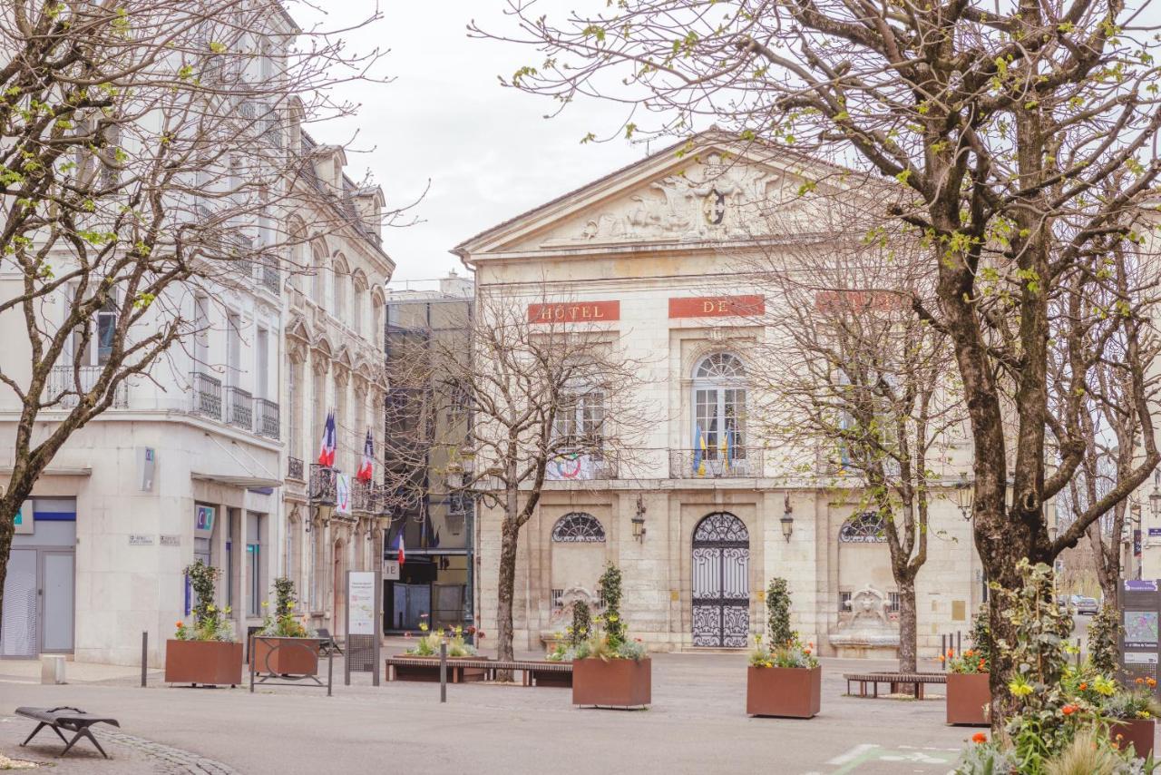 Apartamento Renaissance Bourg-en-Bresse Exterior foto